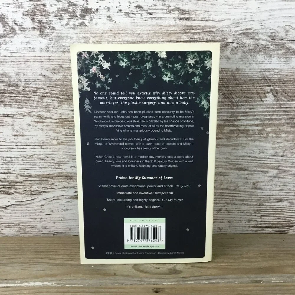The Secrets She Keeps By Helen Cross Paperback 2005 Bloomsbury Fiction Novel